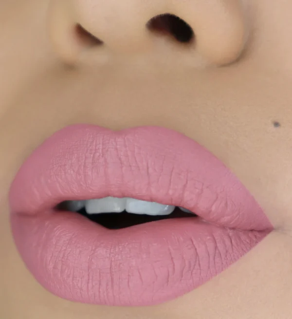MATTE LIQUID LIPS 03 BELLA - Image 2