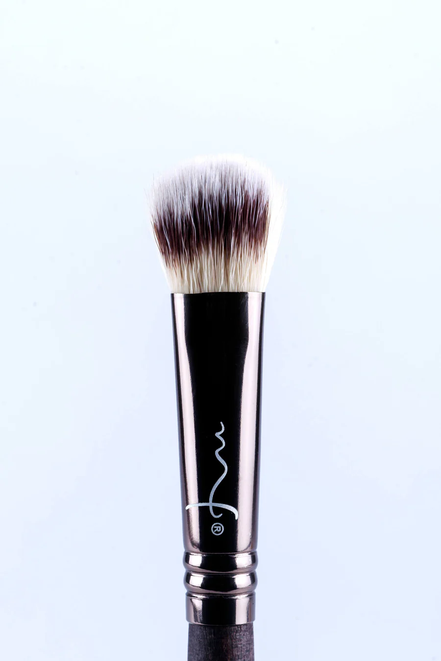 BROCHA DENSA DE OJOS PARA SOMBRAS Y PIGMENTOS 1716