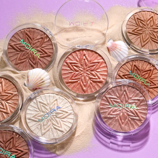 SUN GLOW FACE & BODY HIGHLIGHTER - Image 3